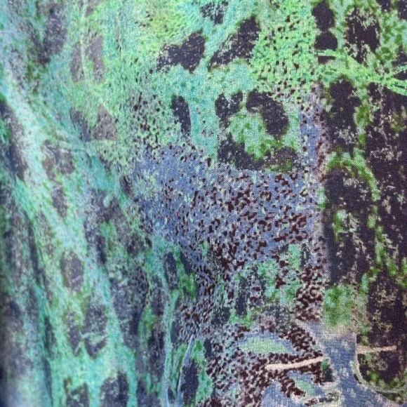 Hilton Hollis Silk Blue Watercolor Top - Picture 11 of 11